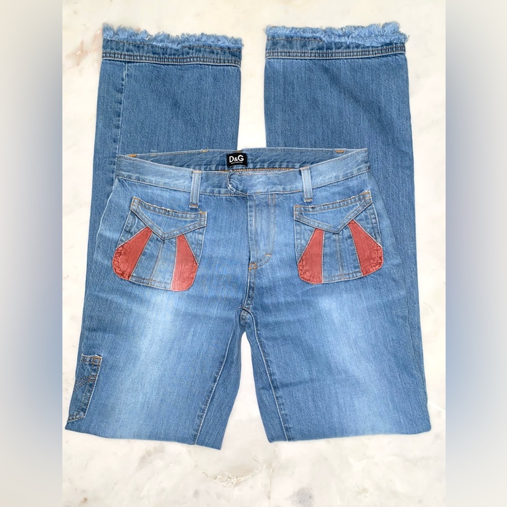 D&G JEANS
VINTAGE Y2K LOW RISE  
DOLCE & GABBANA
US 4 /Italy 41  FLARED FRINGE